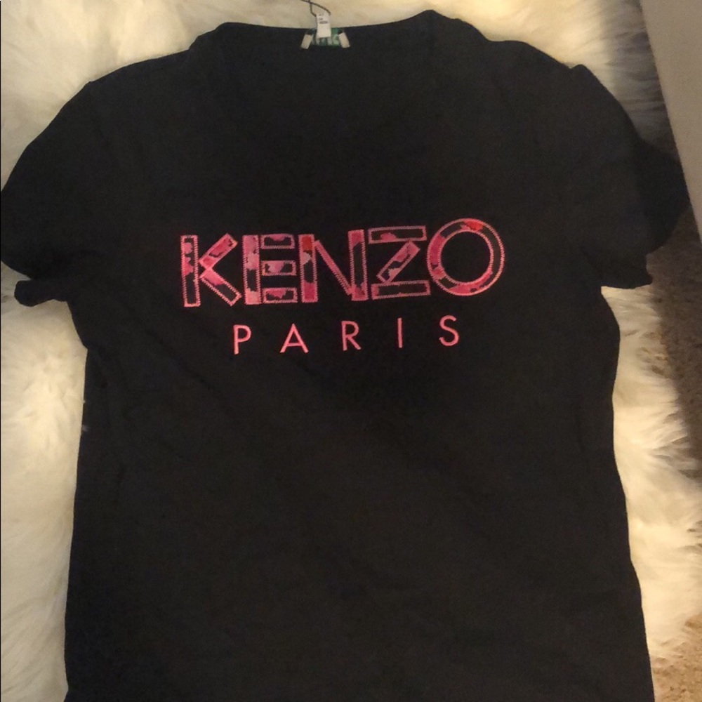 New Kenzo female flowered T-shirt